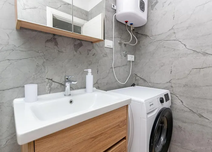 Comfort Apartment Split