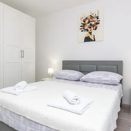 Comfort 아파트 스플리트